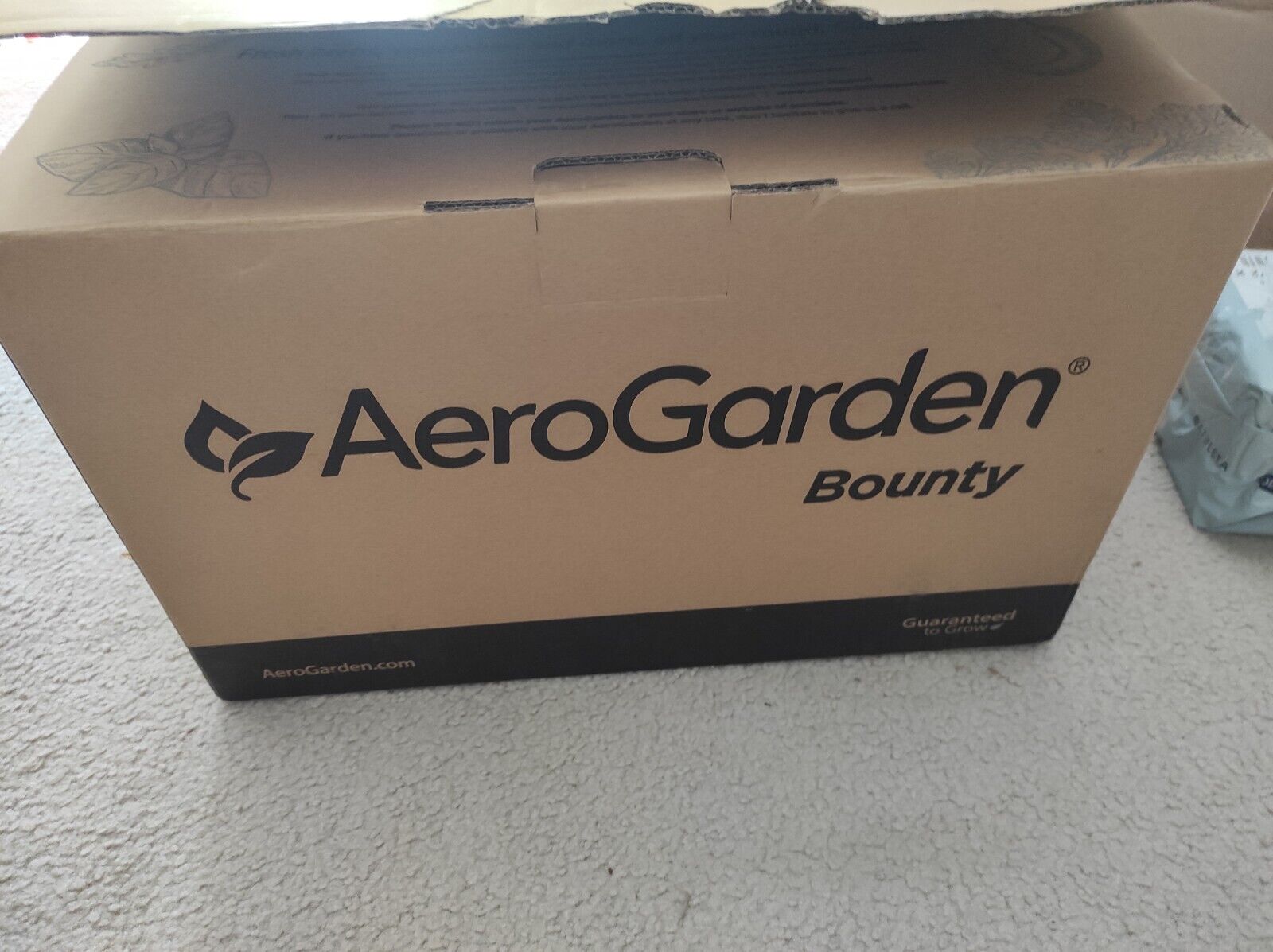 AeroGarden Bounty - Indoor Garden with LED Grow Light, White, Model 100912-WHT