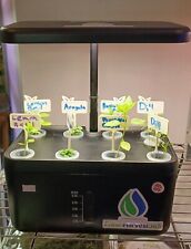 Hydroponic Grow System Indoor Unit with 8 Grow Units picture